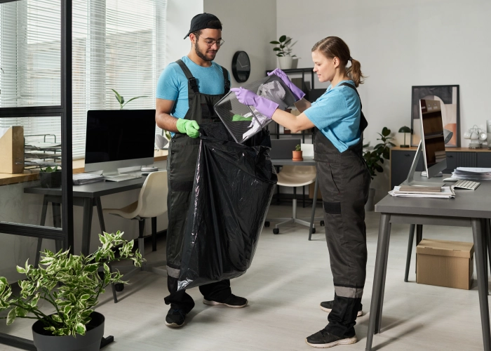 Société de ménage & entreprise de nettoyage La Rochelle : lavage de vitres professionnel